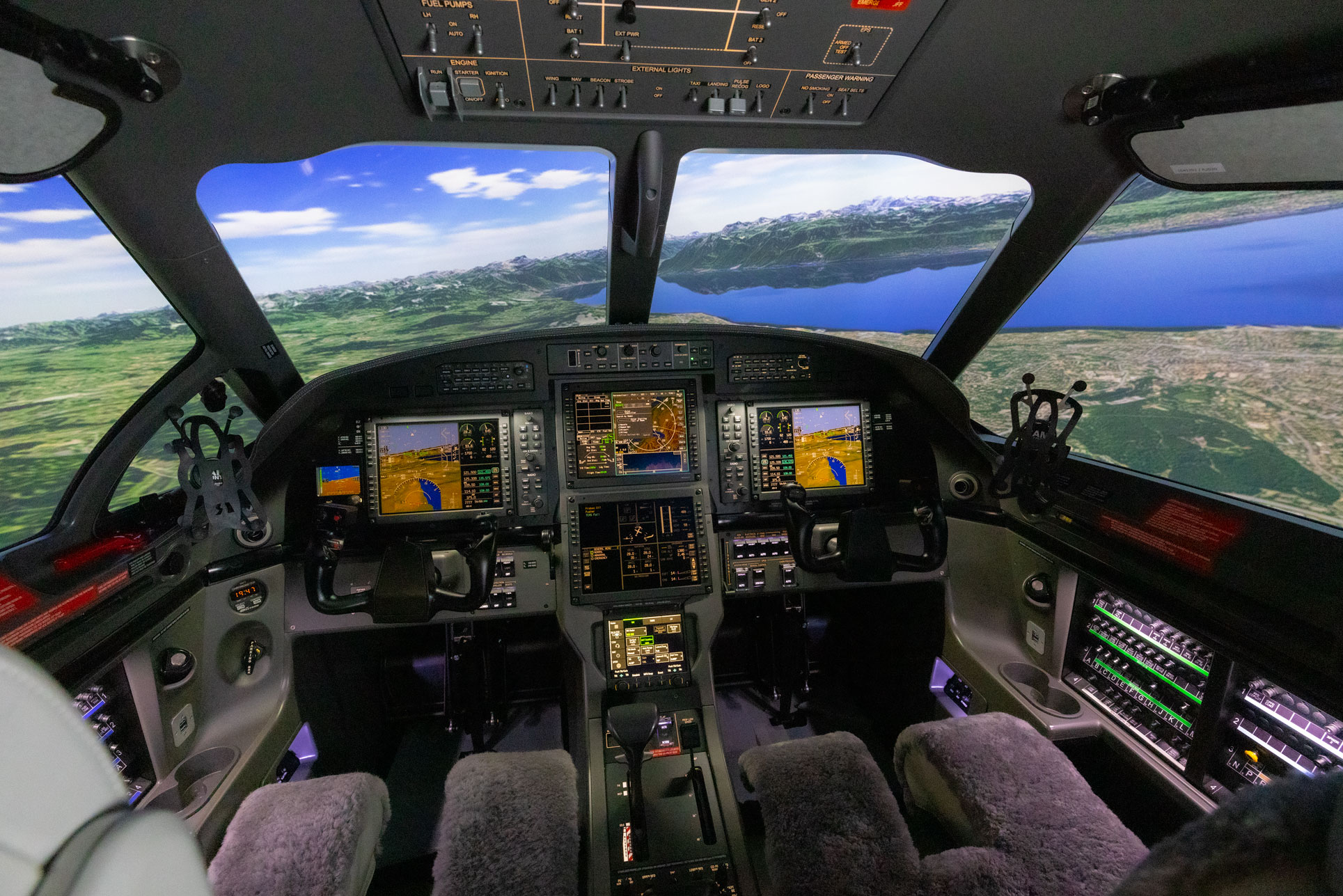 PILATUS PC-12 - Frasca Flight Simulation